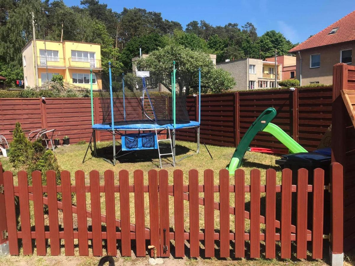 Mieszkanie Z Ogrodkiem I Grillem Swinoujscie Exterior photo